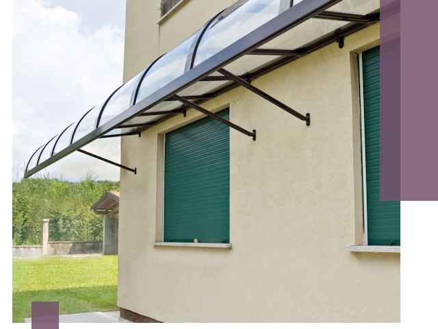 Козырьки над окнами в Ивантеевке — изготовление и монтаж по выгоде